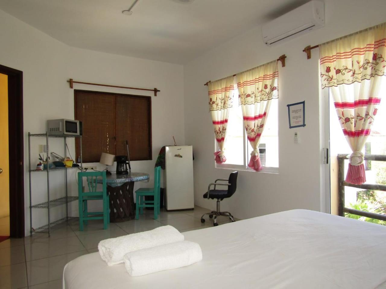 Brisamar Guesthouse Puerto Escondido  Exterior photo